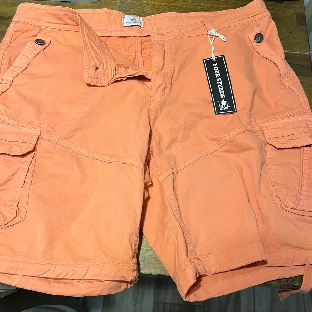 Women's Peach Cargo Shorts